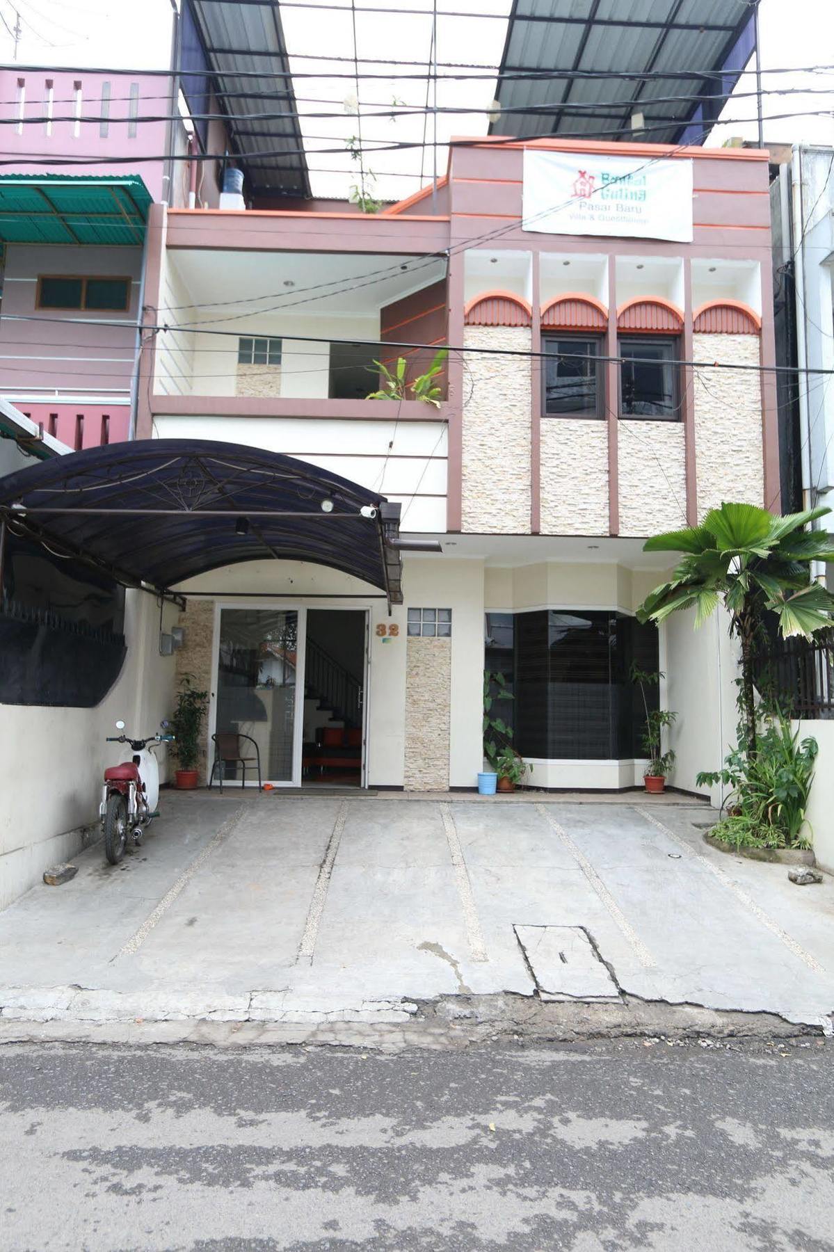Bantal Guling Pasar Baru Wisma tamu *